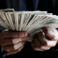 250 Χ 10=2.500! 250 Χ 100=25.000!   ΕΠΙΤΕΛΟΥΣ!
