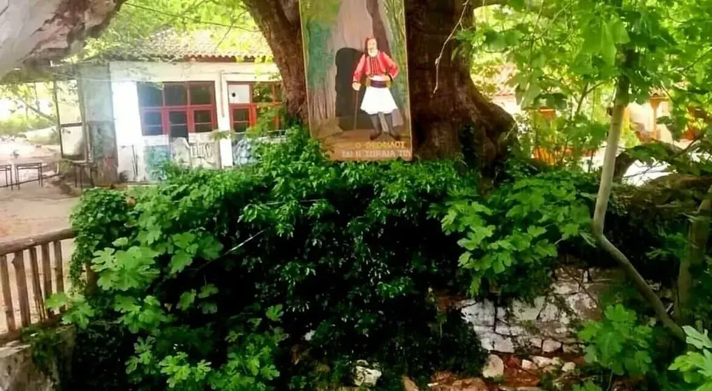 Με ολοκληρωτική καταστροφή απειλούνται οι τοιχογραφίες του Θεόφιλου