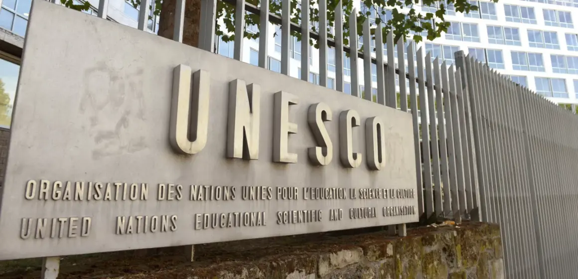 Ιστορική δικαίωση: Η UNESCO καθιέρωσε «Παγκόσμια Ημέρα Ελληνικής Γλώσσας» την 9η Φεβρουαρίου κάθε έτους
