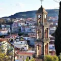 ΤΟ ΚΑΛΟΚΑΙΡΙ ΤΗΣ ΑΓΑΝΑΚΤΗΣΗΣ ΚΑΙ ΤΗΣ ΔΥΣΦΗΜΗΣΗΣ ΤΟΥ ΠΟΛΙΧΝΙΤΟΥ