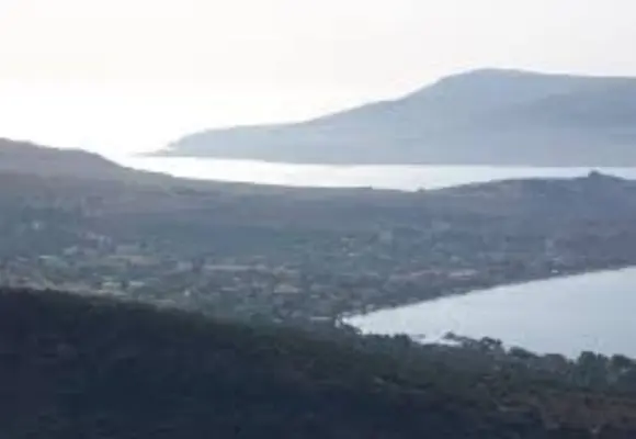 Η Νυφίδα του 1653 μ.Χ. και οι τρεις καλλονές της