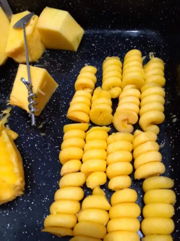 HALOWIN Του Χάλλουγουιν σ γιαγιάς- Στέλλας Καρνά-Και μαγνητοφωνημένο από την ίδια!