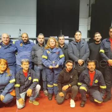 omada-dasopyrosvesisL Τιμήθηκαν όσοι στήριξαν την ομάδα δασοπυρόσβεσης Πολιχνίτου
