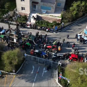 agrotes-lesvos_n Λέσβος: Ο ελαιώνας καταρρέει, τα χωριά αδειάζουν – Και η Πολιτεία απουσιάζει