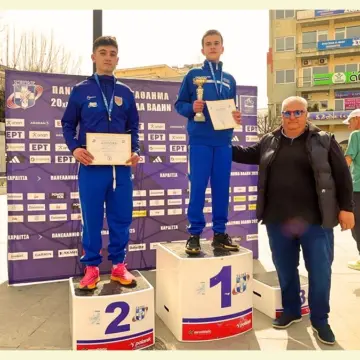 Παναγιώτης Αθηνέλλης-Παναγιώτης Βαλσαμίδης: Δυο πρωτιές (παγκόσμια-εθνική) στο σκάκι, στο βάδην