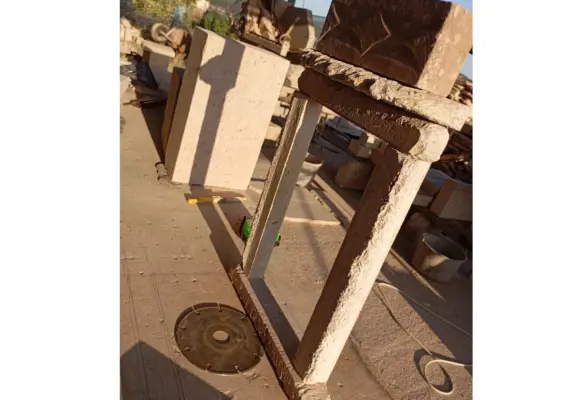 15ήμερο πέτρας και ζωγραφικής στον Πολιχνίτο το καλοκαίρι-με αφορμή το βιβλίο των Κ.Κουκούλα και Τ.Κατερίνη