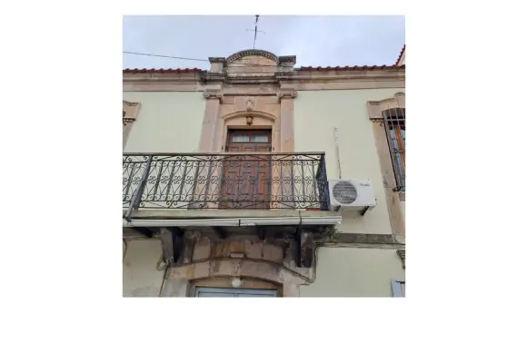 Ξενάγηση της ΚΑΘΗΜΕΡΙΝΗΣ στον Πολιχνίτο με το βιβλίο: “Πολιχνίτος: Μια ιστορία σμιλεμένη στην πέτρα”