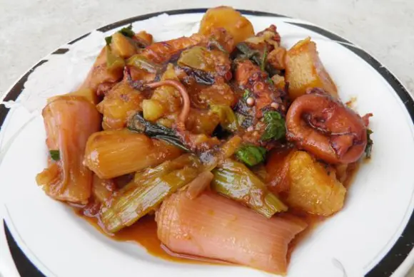 xtapodi-me-prasa-kai-glikopatates-chefoulis.gr_ (1) Αξέχαστες, παραδοσιακές Πολιχνιάτικες,..γεύσεις-μυρωδιές