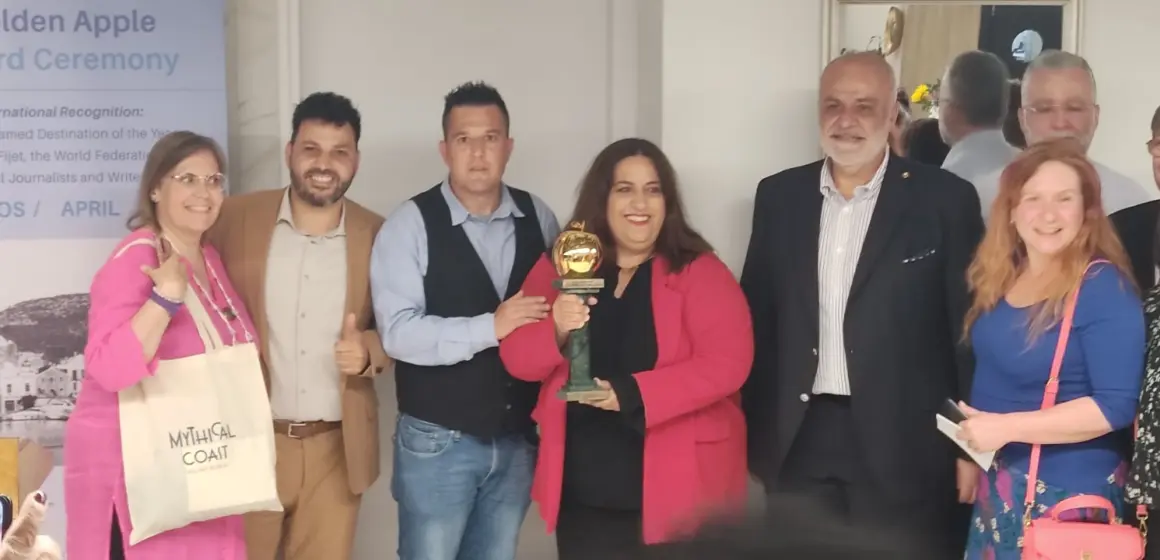 Η διεθνής διάκριση Golden Apple Award απονεμήθηκε στο νησί στις 25 Απριλίου-Παρουσία και του Σκαλιώτικου συλλόγου μας
