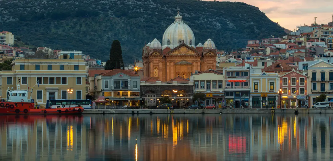 Τότε που ο ουρανός ήταν χαμηλά…Η Μεγαλοβδομάδα στην Λέσβο!