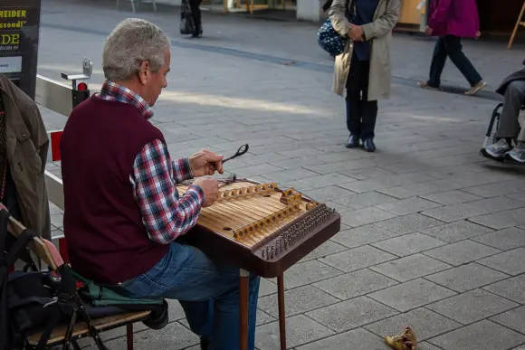 Cimbalom-2888836 «Το Σαντούρι στη Λέσβο» / Τελετή αδελφοποίησης των Δήμων Δυτικής Λέσβου και Νέας Ιωνίας