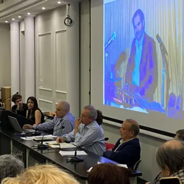 Αφιέρωμα στους Λέσβιους Σολίστ του σαντουριού. To σαντούρι στη Λέσβο
