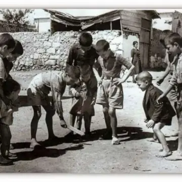paidakia- Πού μι πιάνιτι μπαστάρδ΄ να ρίξου!